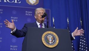 غزہ امن فورم کا آغاز، ٹرمپ کی عاصم منیر اور شہباز شریف پر کھل کر تعریف