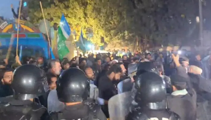 جماعت اسلامی کی سندھ اسمبلی کے باہر دھرنا دینے کی کوشش پولیس نے ناکام بنا دی