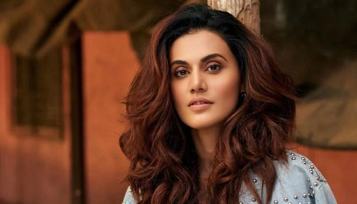 فلم ساز اور پروڈیوسرز تاپسی پنو کے نئے فیصلے سے مشکل میں آگئے 